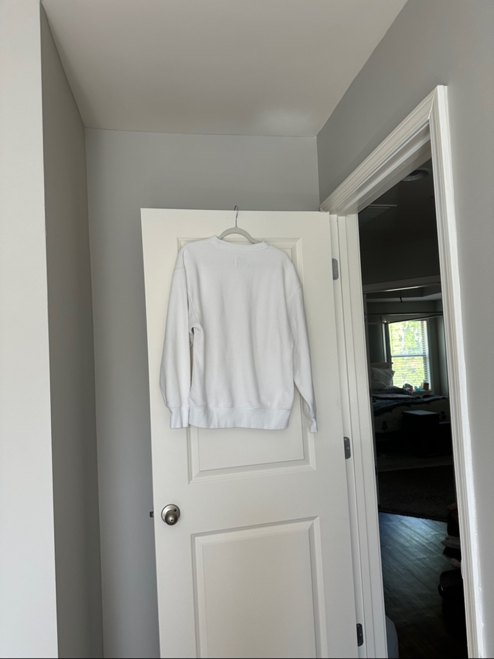 Abercrombie & Fitch Coca-Cola White Sweatshirt with Red Logo and Polar Bear - Picture 3 of 3